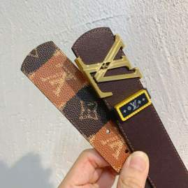 Picture of Louis Vuitton Belts _SKUfw212756608fw